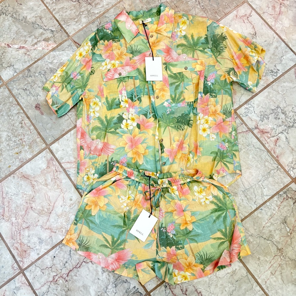 Spell And The Gypsy Havana Tropical Hawaiian Print Shorts Top Set